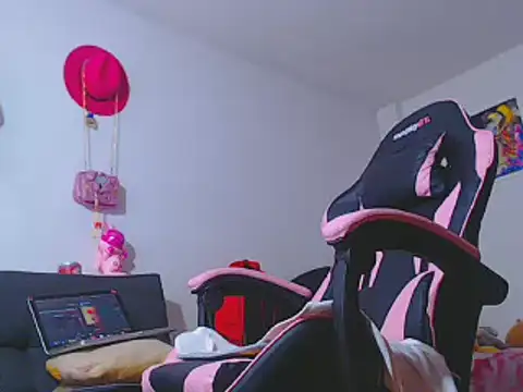 MARIANAWEED online show from January 31, 7:12 pm