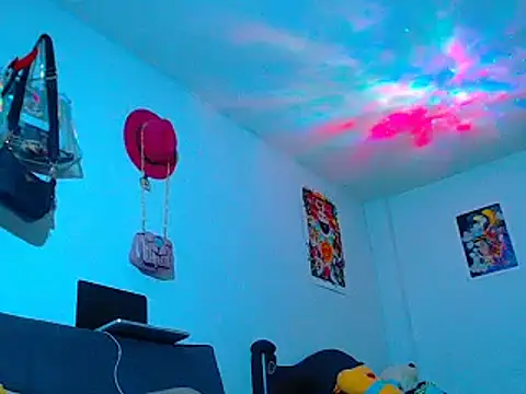 MARIANAWEED online show from December 13, 8:04 pm