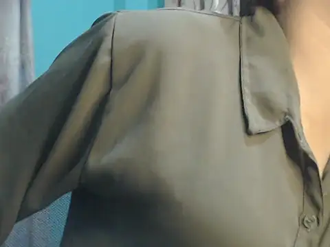 Snapshot of NancyRuvi chatting on November 3, 3:37 pm NancyRuvi online show from November 3, 3:37 pm