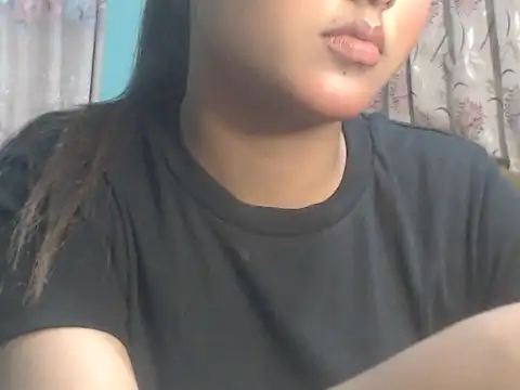 NancyRuvi online show from January 14, 3:37 pm