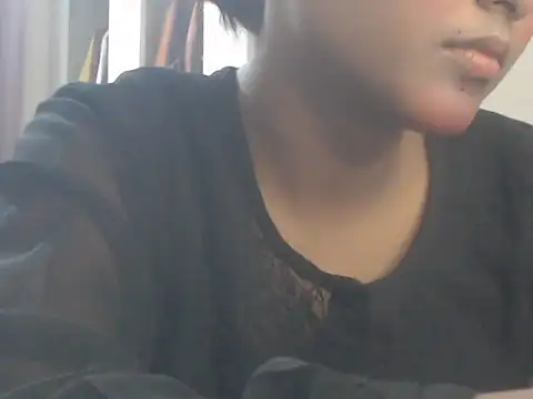 Snapshot of NancyRuvi chatting on June 7, 3:50 pm NancyRuvi online show from June 7, 3:50 pm