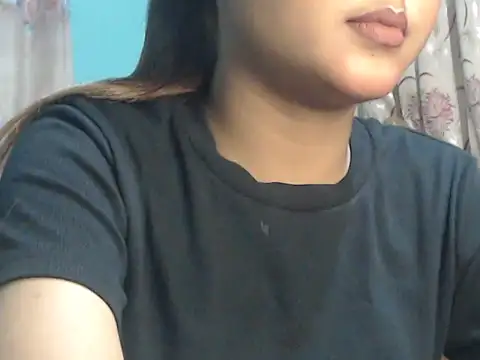 Snapshot of NancyRuvi chatting on October 25, 4:18 pm NancyRuvi online show from October 25, 4:18 pm