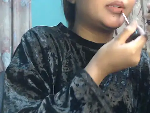 Snapshot of NancyRuvi chatting on December 16, 4:00 pm NancyRuvi online show from December 16, 4:00 pm