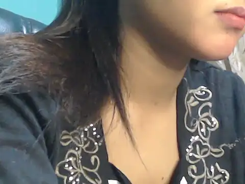NancyRuvi online show from December 18, 2:49 pm