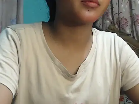 NancyRuvi online show from September 20, 4:01 pm