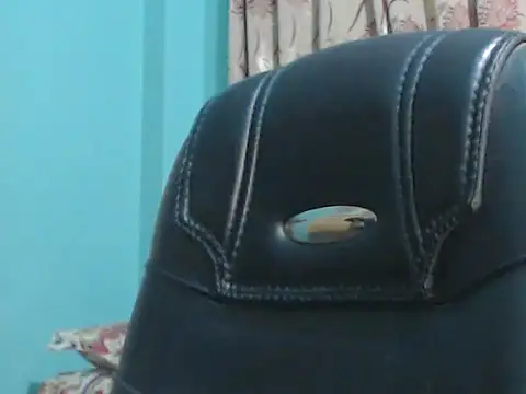 NancyRuvi online show from February 28, 6:09 pm