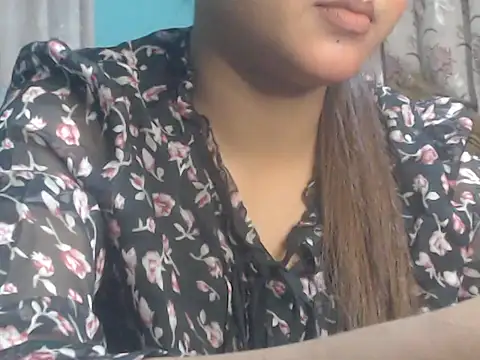 NancyRuvi online show from January 12, 4:03 pm