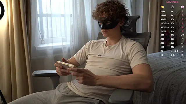 BumBuster69 online show from April 19, 2:40 pm