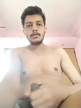 Snapshot of dzboy1994 chatting on December 14, 8:31 am dzboy1994 online show from December 14, 8:31 am