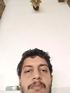 Snapshot of dzboy1994 chatting on September 29, 7:15 am dzboy1994 online show from September 29, 7:15 am