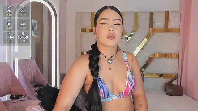 sophy champagne online show from July 17, 1:14 am