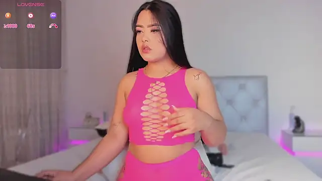 Snapshot of sophy_champagne chatting on March 14, 8:42 am sophy champagne online show from March 14, 8:42 am