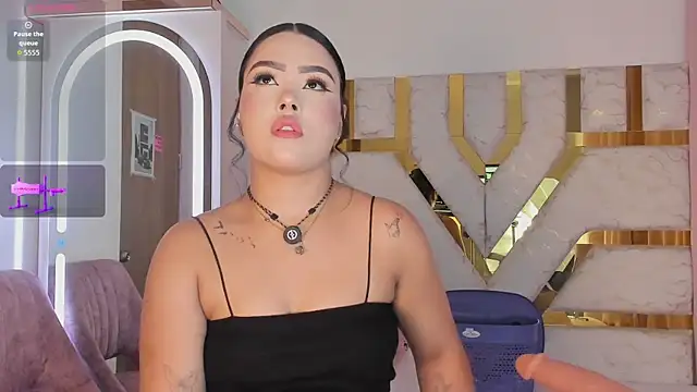 Snapshot of sophy_champagne chatting on May 25, 1:16 am sophy champagne online show from May 25, 1:16 am