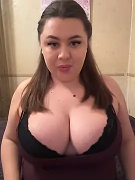 Snapshot of Sara_Slow chatting on December 9, 8:23 pm Sara Slow online show from December 9, 8:23 pm