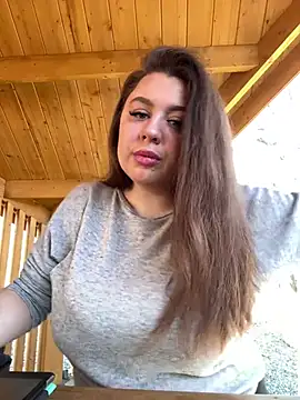 Snapshot of Sara_Slow chatting on March 12, 1:08 pm Sara Slow online show from March 12, 1:08 pm