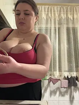 Snapshot of Sara_Slow chatting on March 11, 4:40 pm Sara Slow online show from March 11, 4:40 pm