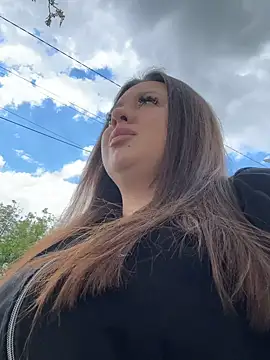Sara Slow online show from May 17, 10:26 am