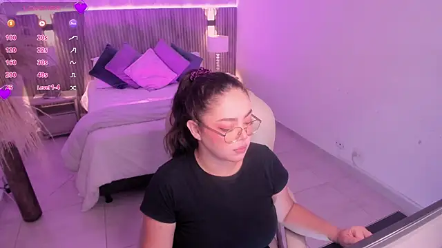 emmy walker online show from November 6, 11:03 am