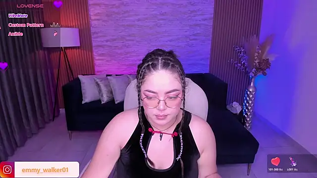 emmy walker online show from December 2, 11:01 am