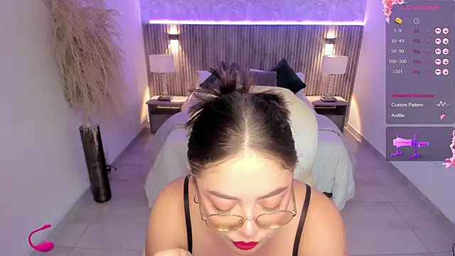 Snapshot of emmy_walker chatting on September 20, 11:04 am emmy walker online show from September 20, 11:04 am