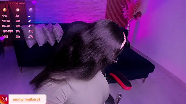 emmy walker online show from November 14, 11:03 am