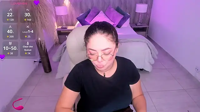 emmy walker online show from October 27, 11:11 am