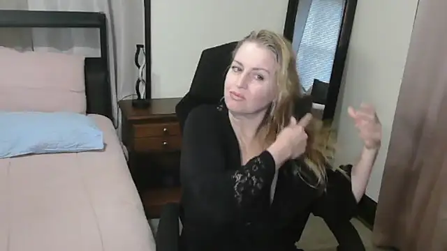 HollieBim online show from October 23, 12:37 pm