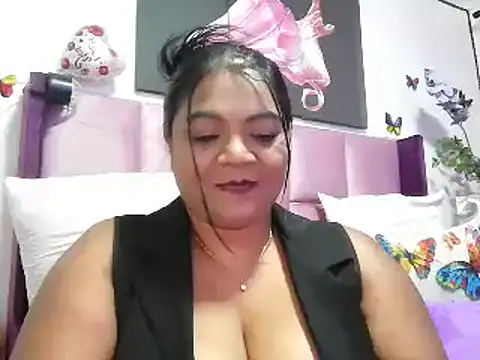 Snapshot of IndianDelia chatting on March 12, 7:47 pm IndianDelia online show from March 12, 7:47 pm