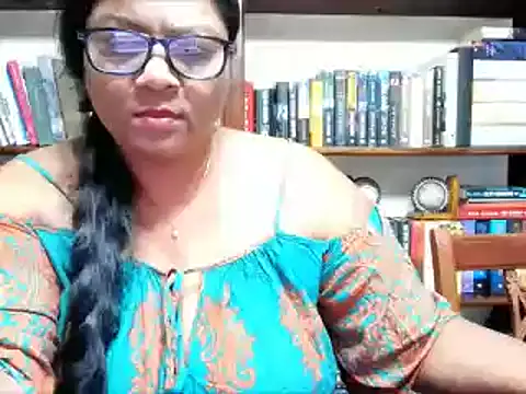 Snapshot of IndianDelia chatting on September 11, 1:16 am IndianDelia online show from September 11, 1:16 am