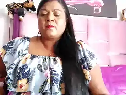 Snapshot of IndianDelia chatting on September 15, 6:25 am IndianDelia online show from September 15, 6:25 am