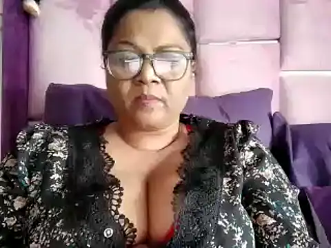 IndianDelia online show from November 16, 12:10 pm