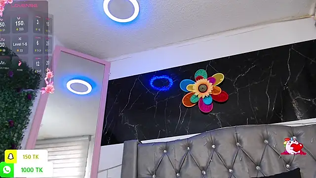 LAILAGUMMY online show from November 5, 2:09 pm