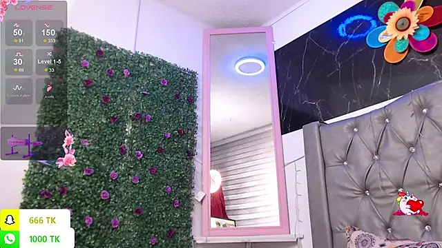 LAILAGUMMY online show from January 8, 12:33 pm