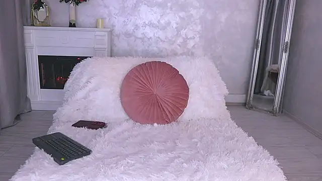 Michelle90u online show from November 23, 5:34 pm