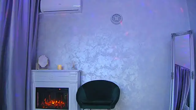 Snapshot of Michelle90u chatting on October 2, 5:27 pm Michelle90u online show from October 2, 5:27 pm