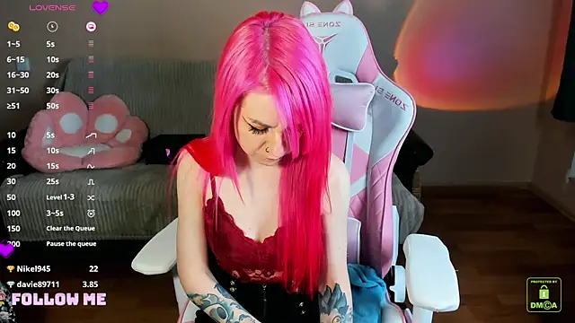 Snapshot of AmyRose6969 chatting on February 4, 9:20 pm AmyRose6969 online show from February 4, 9:20 pm