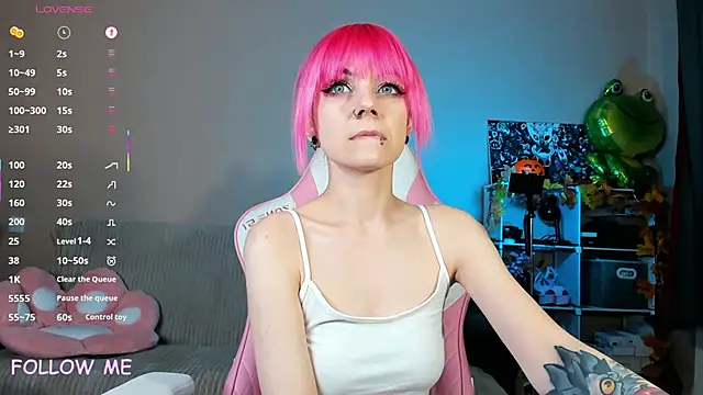 Snapshot of AmyRose6969 chatting on October 3, 7:04 pm AmyRose6969 online show from October 3, 7:04 pm