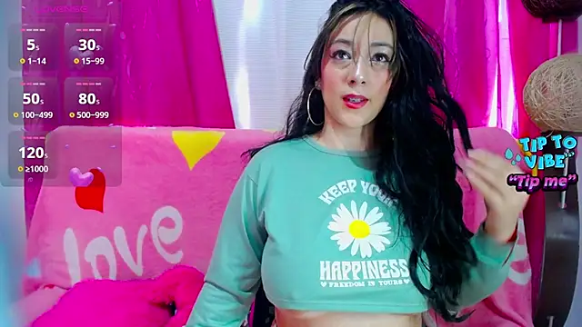 Snapshot of CiaraaSweet chatting on October 29, 4:17 pm CiaraaSweet online show from October 29, 4:17 pm