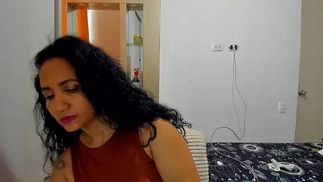 alaskmiller1 online show from April 10, 9:11 pm