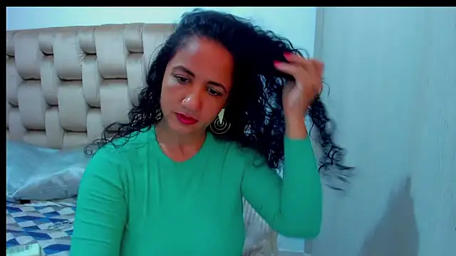 alaskmiller1 online show from March 4, 9:11 pm