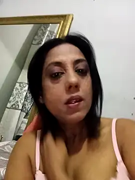 Snapshot of Mahi4luv chatting on October 4, 11:06 pm Mahi4luv online show from October 4, 11:06 pm