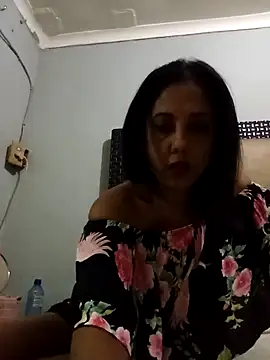 Mahi4luv online show from April 26, 7:44 pm