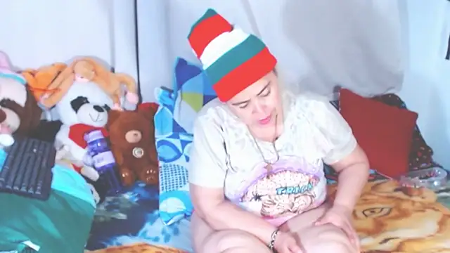 estrellita fugaz16x online show from December 18, 5:01 am