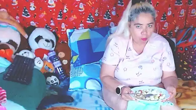 estrellita fugaz16x online show from January 15, 3:54 am