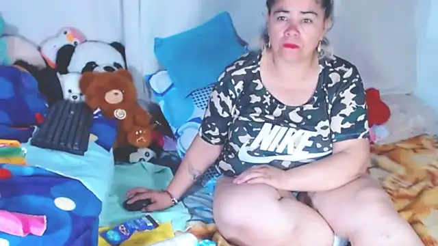 estrellita fugaz16x online show from October 7, 3:51 am