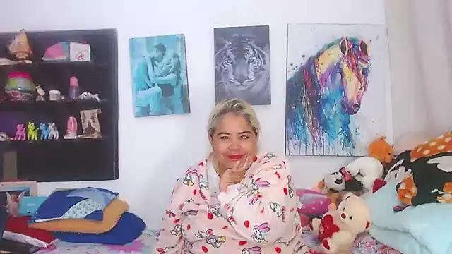 estrellita fugaz16x online show from February 26, 4:08 am