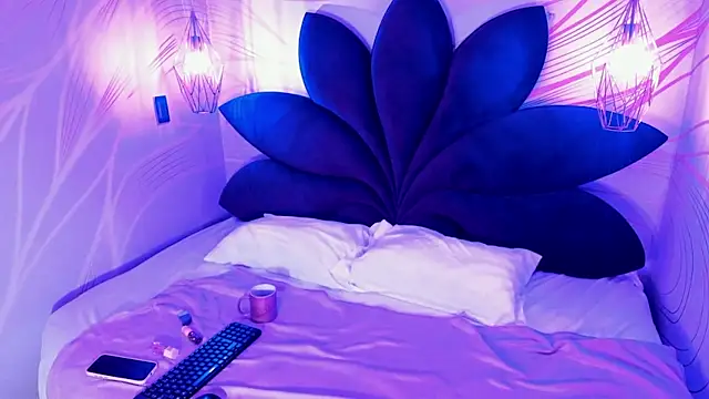 Snapshot of Maddysex_ chatting on June 27, 12:11 pm Maddysex online show from June 27, 12:11 pm