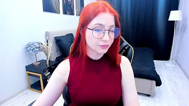 Snapshot of _FireInMySoul_ chatting on November 17, 7:40 pm FireInMySoul online show from November 17, 7:40 pm