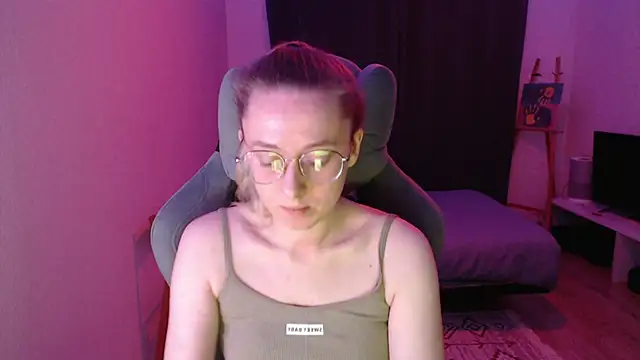 AnabelFrel online show from November 23, 1:15 am