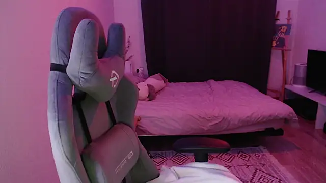 Snapshot of AnabelFrel chatting on October 23, 12:20 am AnabelFrel online show from October 23, 12:20 am